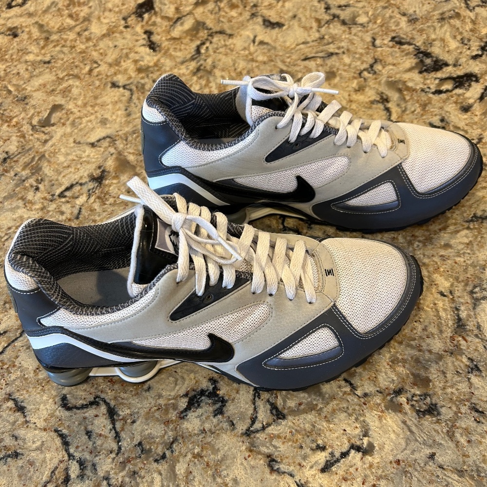 NIKE SHOX SNEAKERS